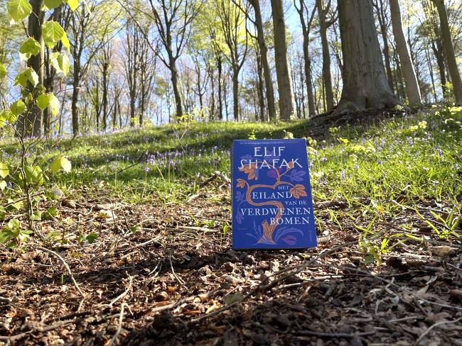 Het eiland van de verdwenen bomen - Elif Shafak