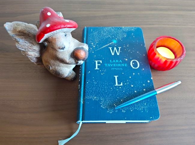 Wolf | Lara Taveirne - The Cactus Lounge